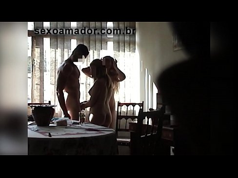 ❤️ Tình dục bạn bè mời một người đàn ông khổng lồ và một ba người với anh ta ☑  Video qua đường hậu môn  tại chúng tôi  ️❤