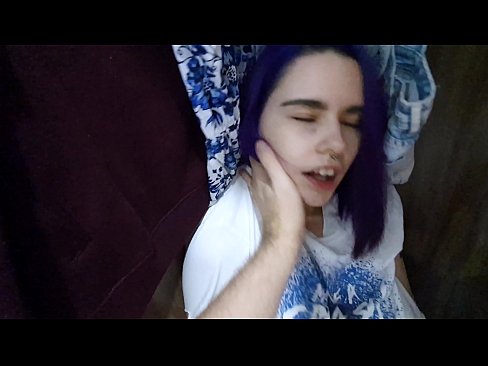 ❤️ Tìm thấy sis của tôi trong tủ quần áo và giúp cô ấy Hãy ☑  Video qua đường hậu môn  tại chúng tôi  ️❤